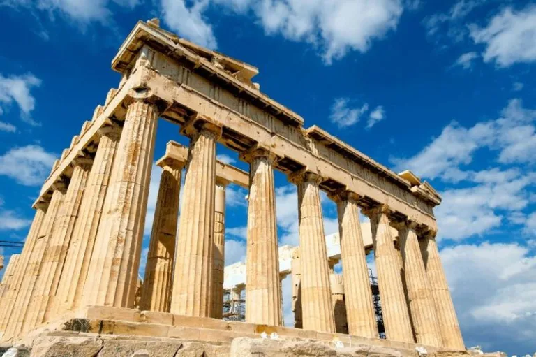 Ancient Greek architecture enhances language immersion through cultural exploration in Athens