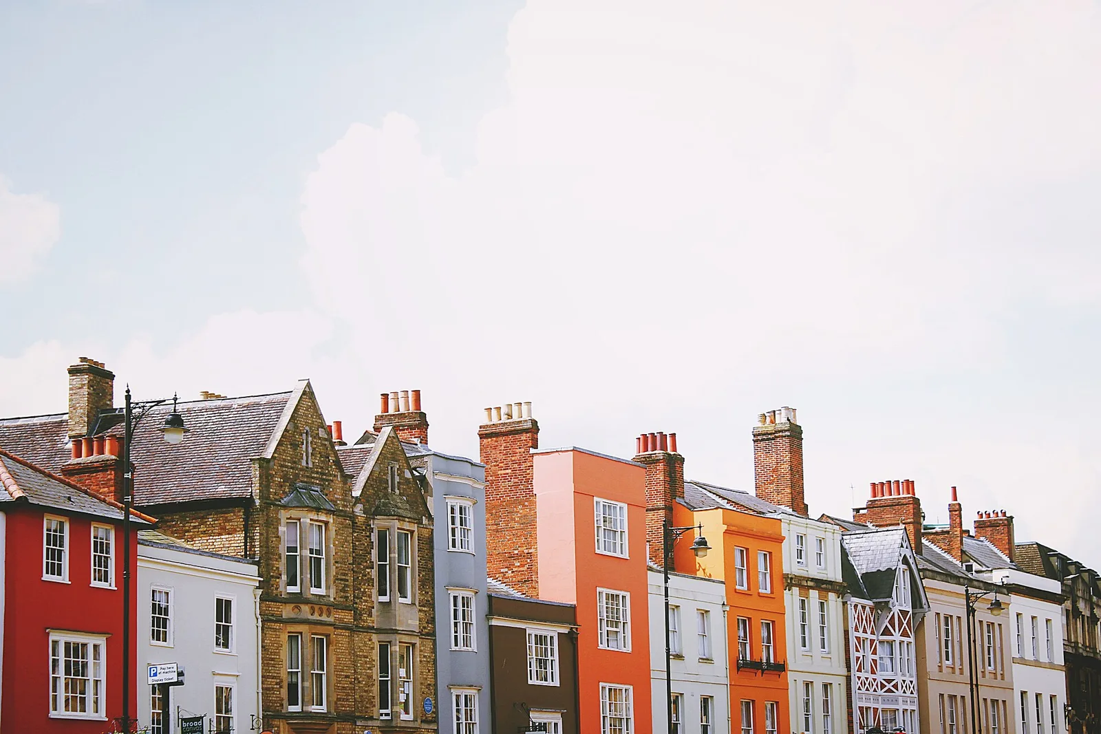 Séjour linguistique à Oxford : les façades colorées du centre, à deux pas de chez votre professeur d'anglais